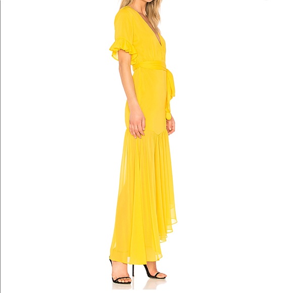 Privacy Please Chrysanthemum Gown in Yellow - Picture 2 of 6